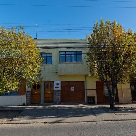 Апартаменты Incredible Downtown Duplex With Interior Backyard Пунта-Аренас Экстерьер фото