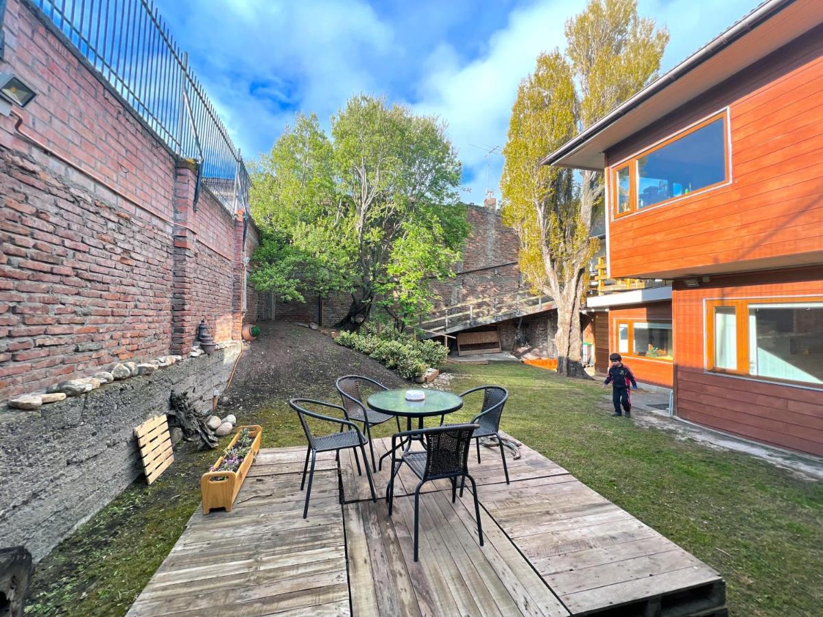 Апартаменты Incredible Downtown Duplex With Interior Backyard Пунта-Аренас Экстерьер фото